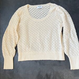 Old Navy Ivory Crochet Scoopneck Sweater